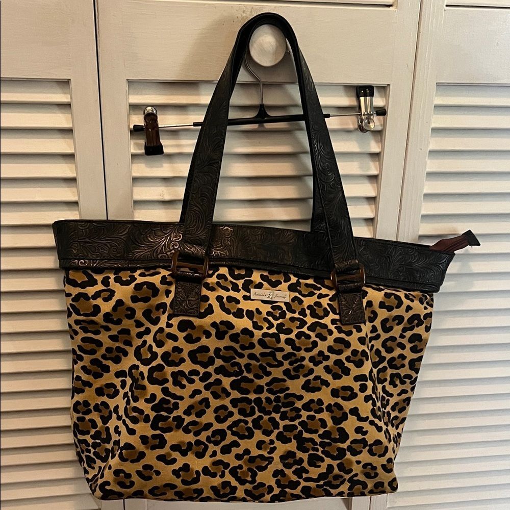 #1029+ Leopard Print Tote Bag with Black Accents - Picture 7 of 7